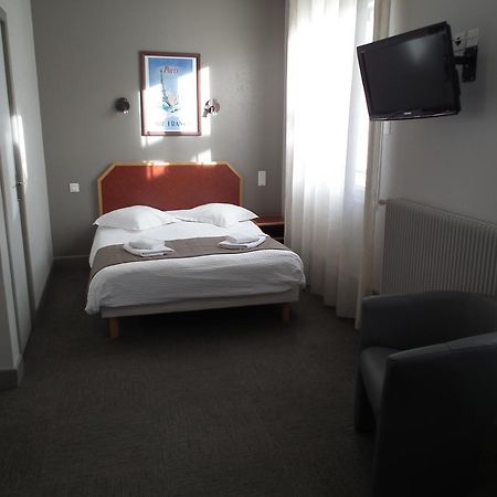Hotel De L'Aviation 라루브불 외부 사진