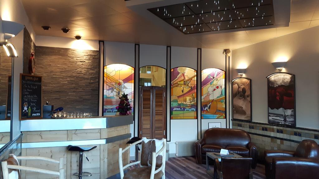 Hotel De L'Aviation 라루브불 외부 사진