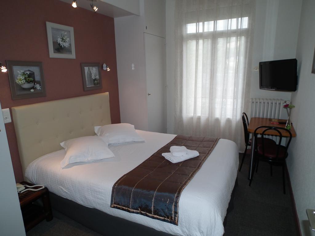 Hotel De L'Aviation 라루브불 외부 사진