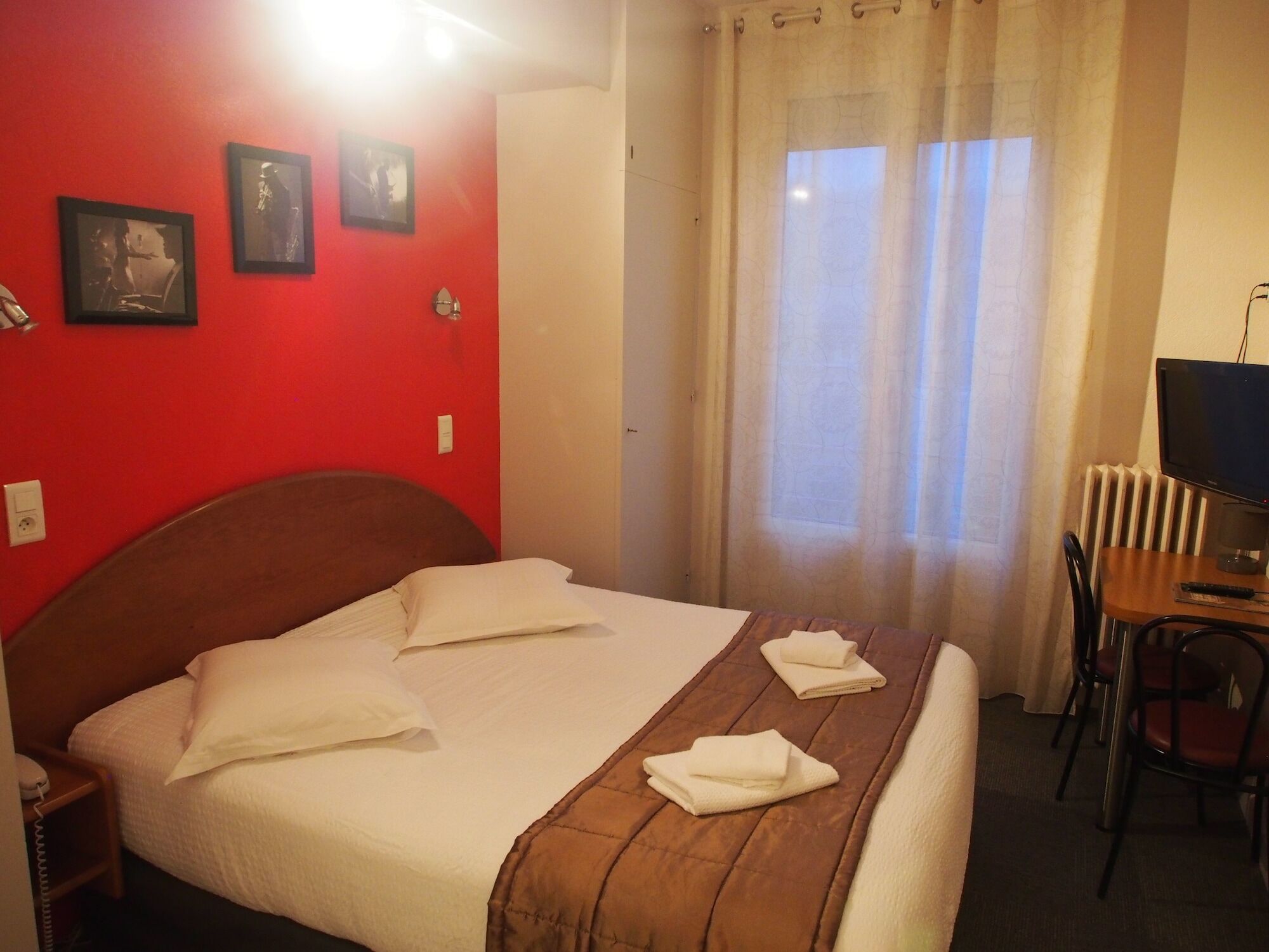 Hotel De L'Aviation 라루브불 외부 사진